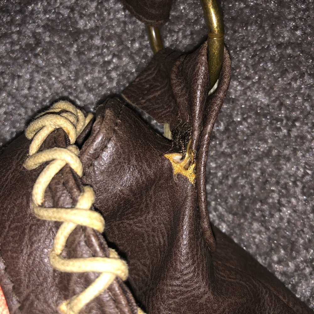 Purse - Picture 2 of 6